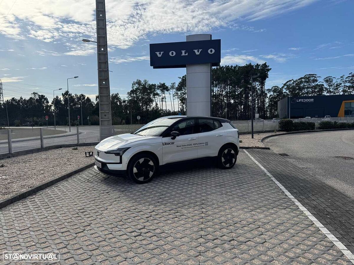 Volvo EX30 - 1