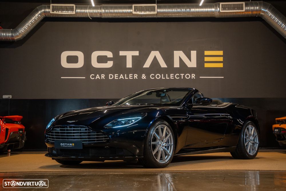 Aston Martin DB11 Volante V8 Auto - 1