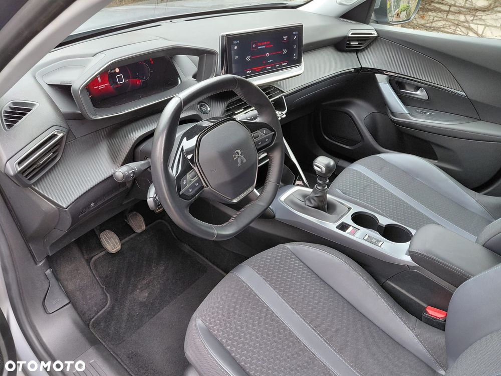 Peugeot 2008 1.2 PureTech Active S&S - 7