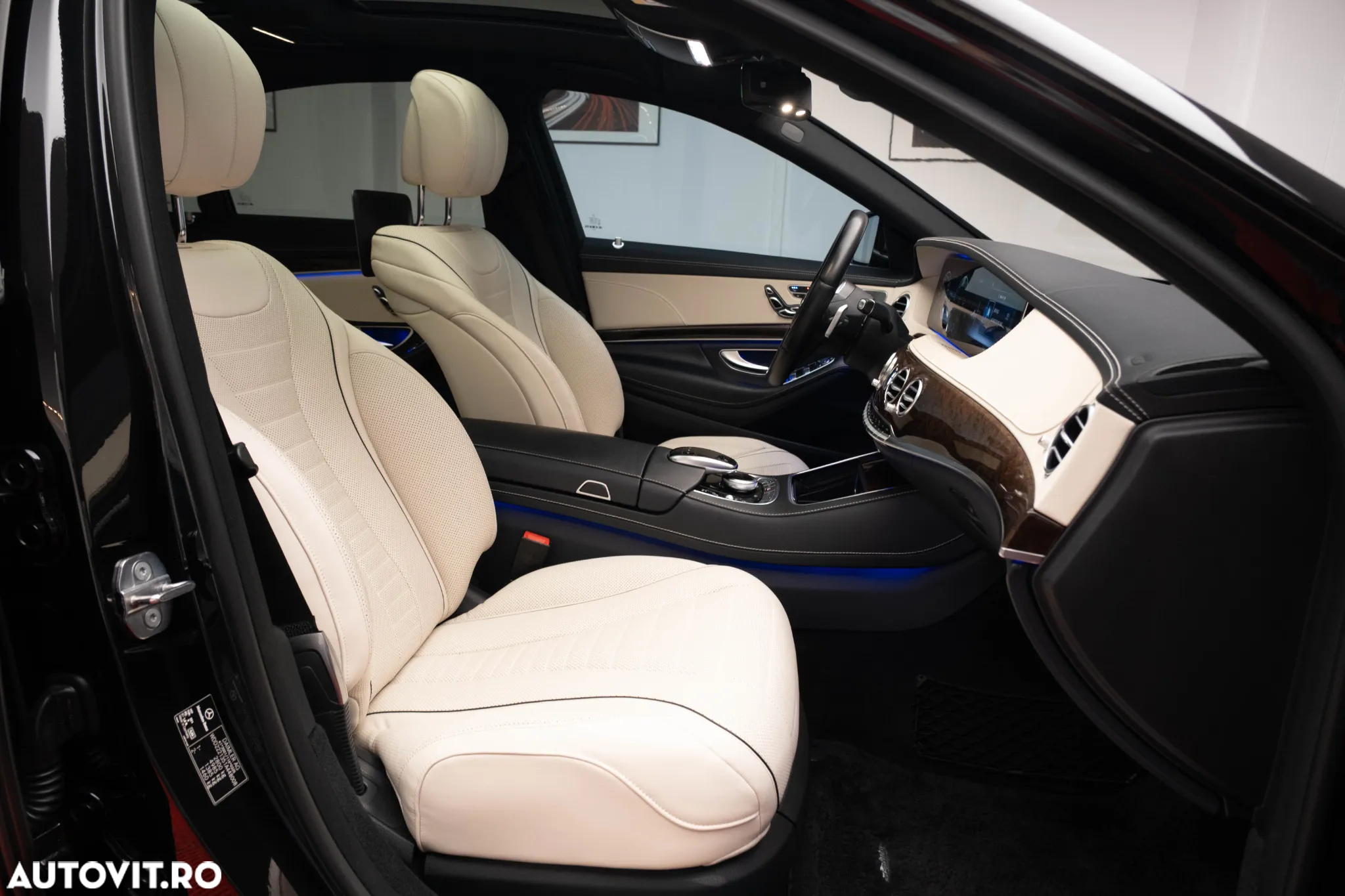 Mercedes-Benz S 400 d L 4Matic 9G-TRONIC - 32