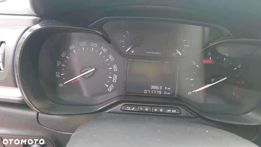 Citroën C3 1.2 PureTech Shine - 15