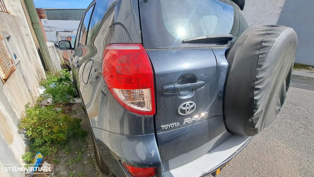 Toyota RAV4 XT5 2.2 D-4D - PARA PEÇAS - 10