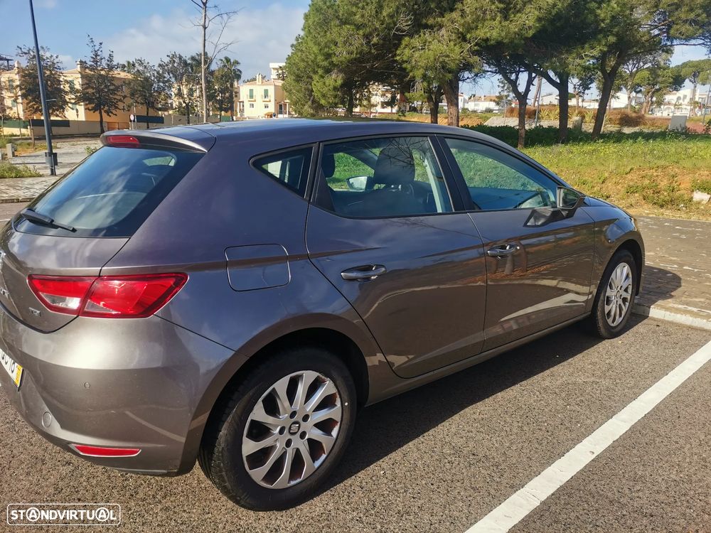 SEAT Leon 1.6 TDI Reference Ecomotive - 4