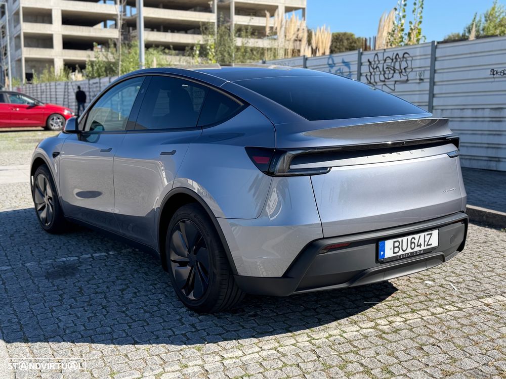 Tesla Model Y Long Range Tração Integral - 12