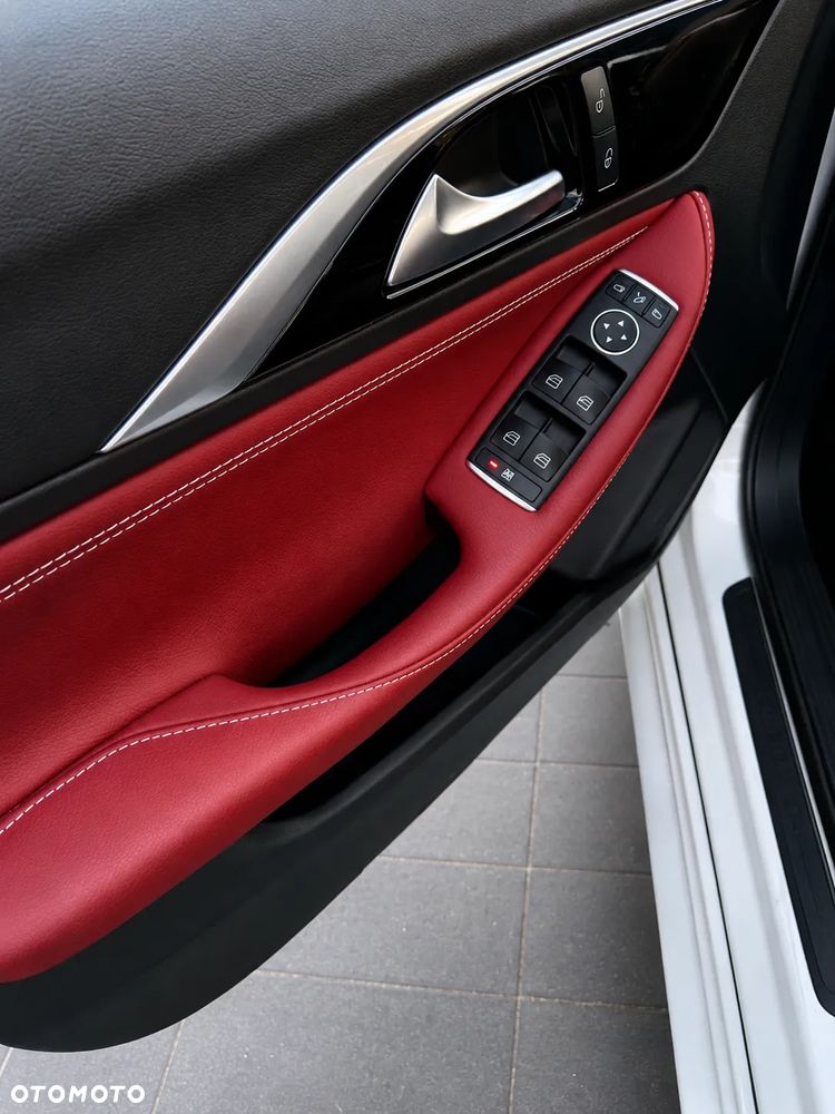 Infiniti Q30 1.6t Pure - 23