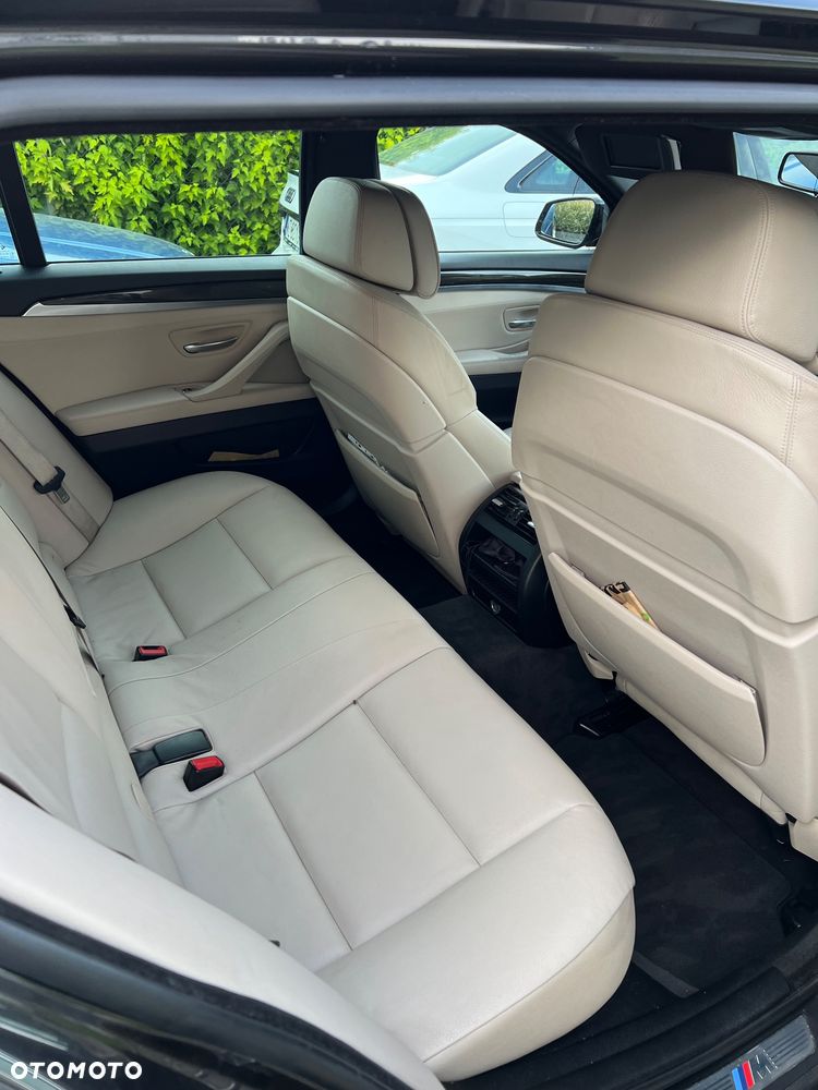 BMW Seria 5 525d xDrive Sport-Aut Modern Line - 9