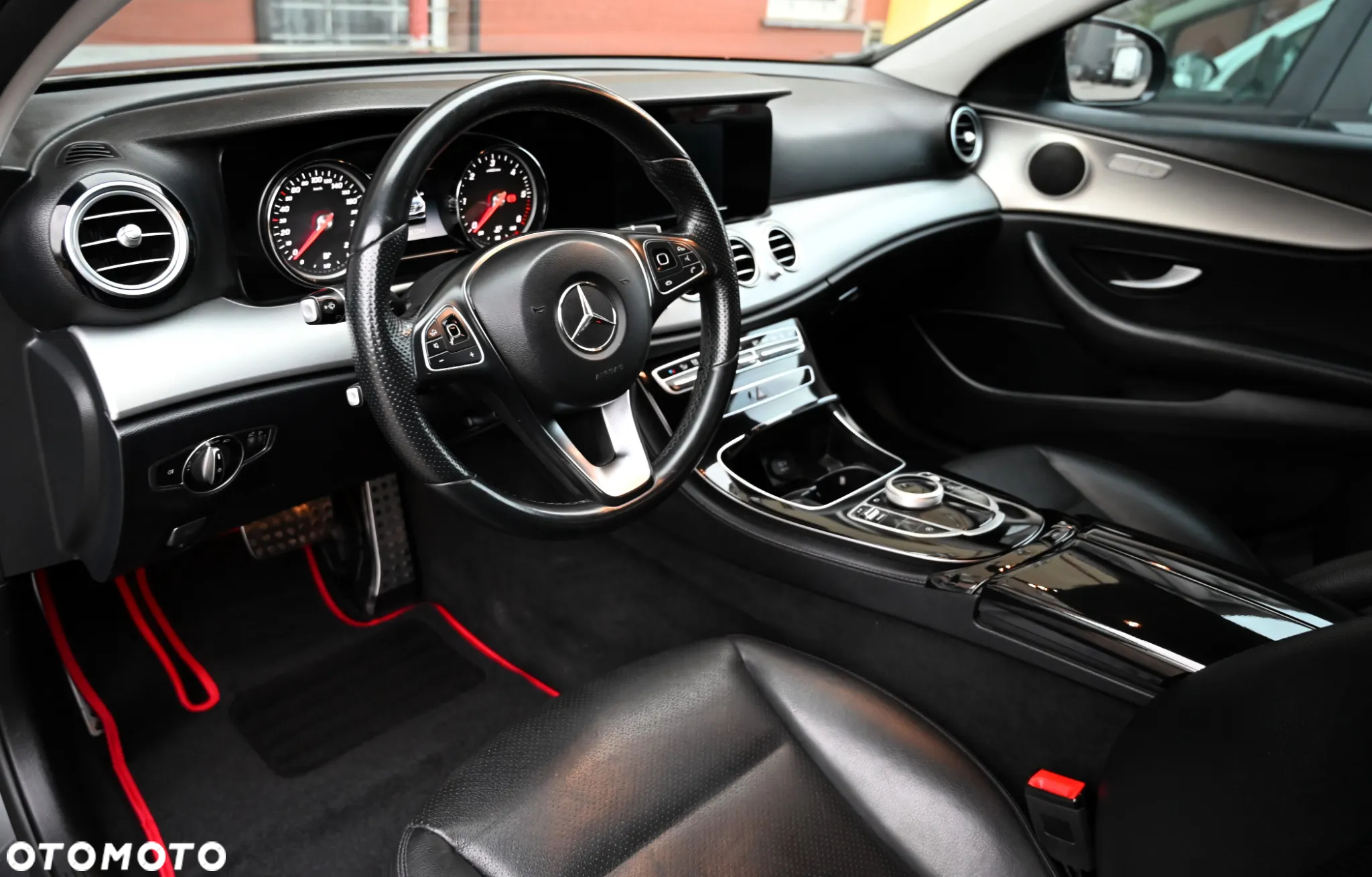 Mercedes-Benz Klasa E - 39