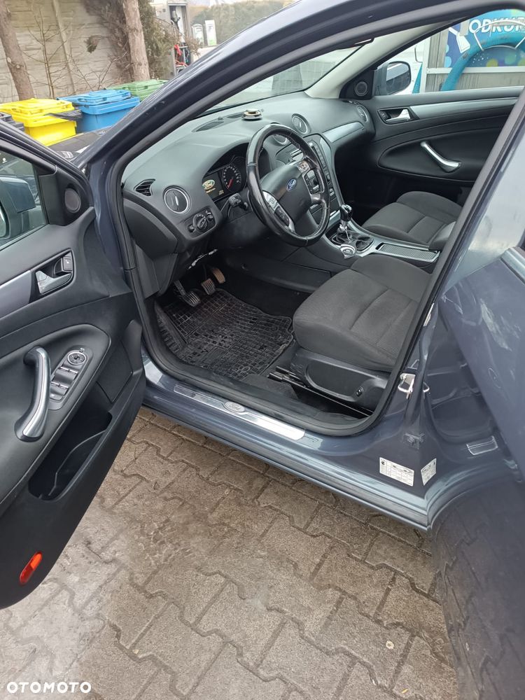 Ford Mondeo 1.6 T Titanium - 12