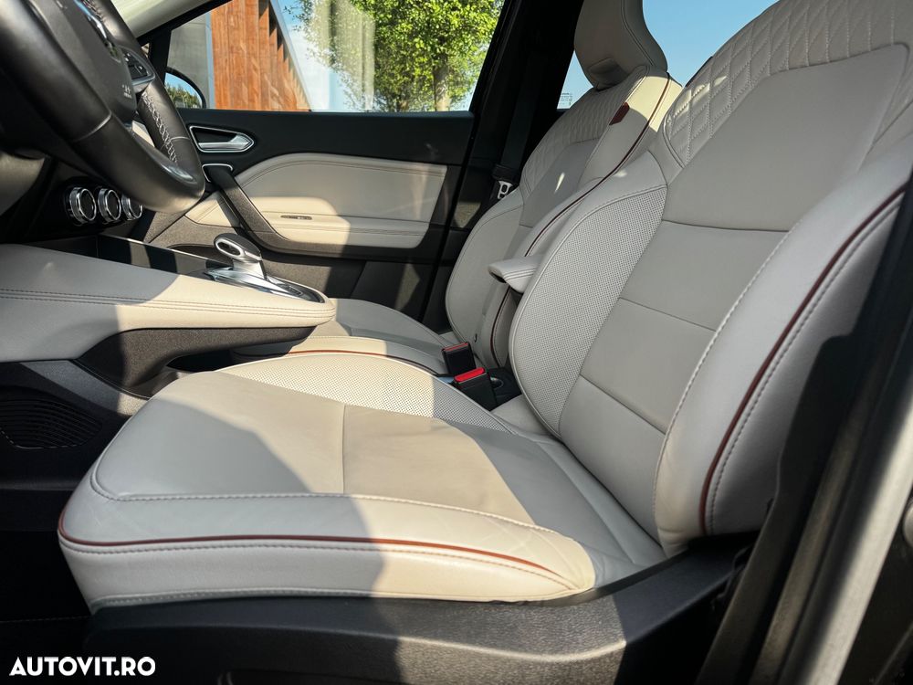 Renault Captur PHEV 160 Engineered - 29