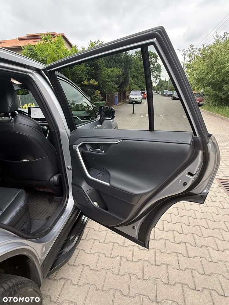 Toyota RAV4 - 32