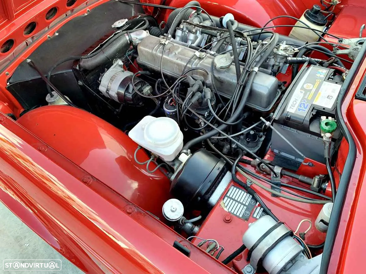Triumph TR6 - 30