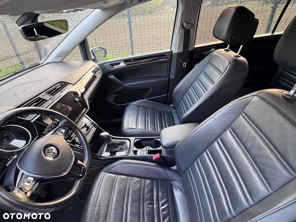 Volkswagen Touran 2.0 TDI BMT Highline DSG - 14