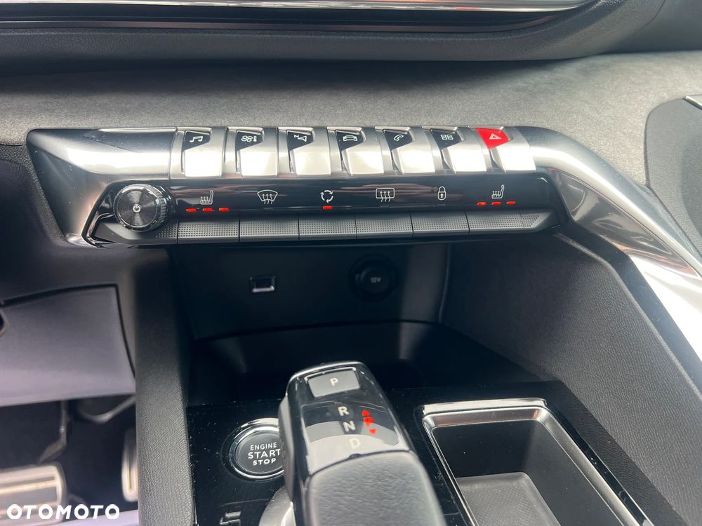 Peugeot 5008 BlueHDi 130 EAT8 GT - 23