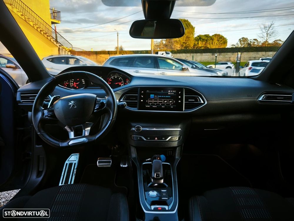 Peugeot 308 1.5 BlueHDi Allure EAT8 - 10