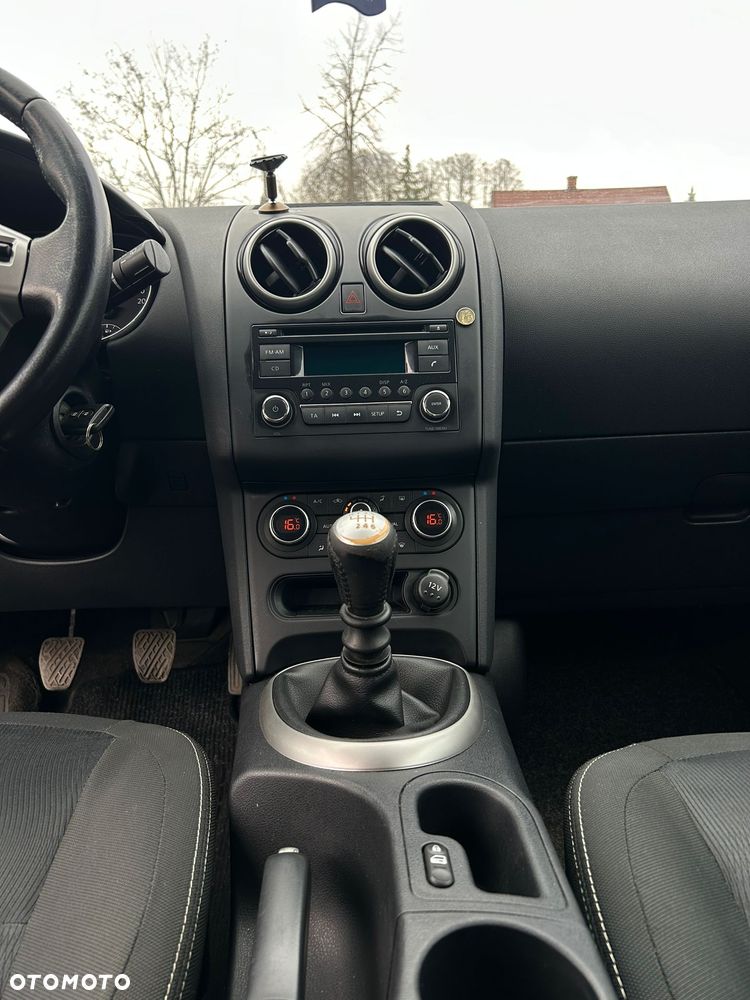 Nissan Qashqai - 10
