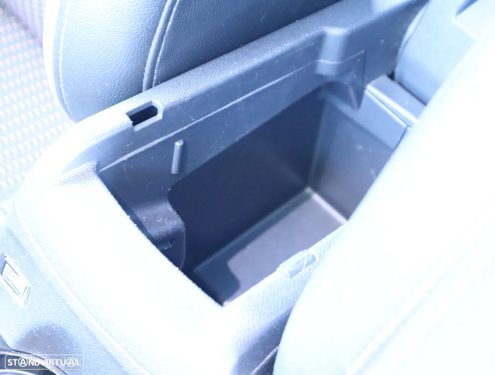 DS DS3 Crossback PureTech 130 Aut. PERFORMANCE LINE - 30