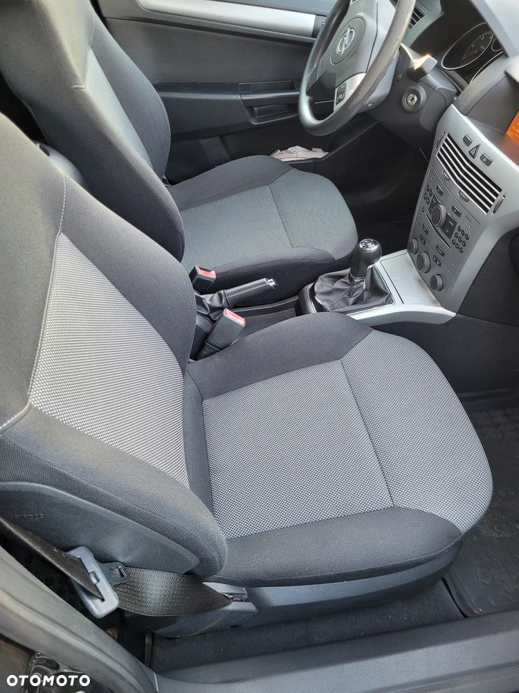 Opel Astra 1.7 CDTI DPF (119g) Innovation - 17