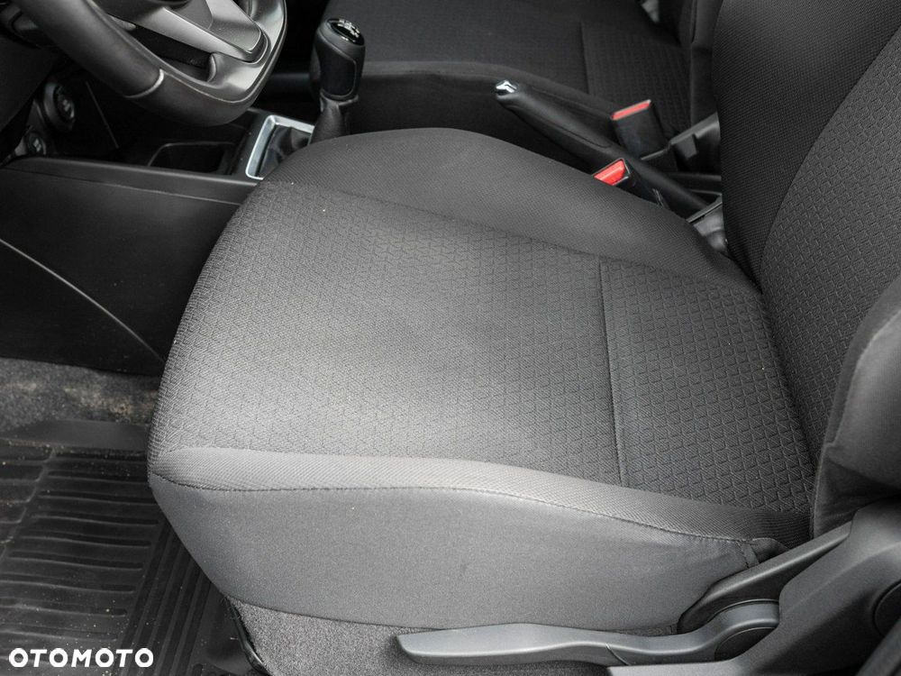 Suzuki Swift - 11
