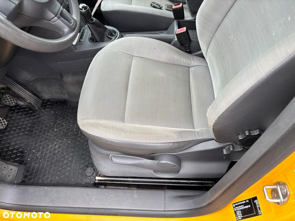 Volkswagen Caddy - 21