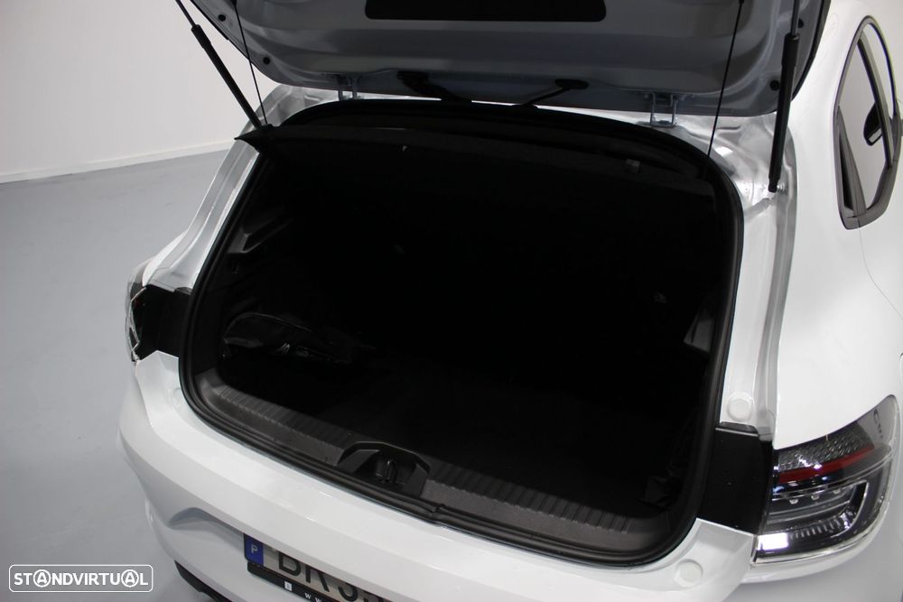 Renault Clio - 9