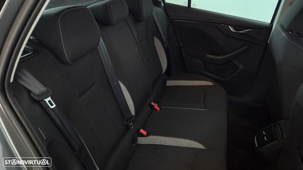 Skoda Kamiq 1.0 TSI Style DSG - 11