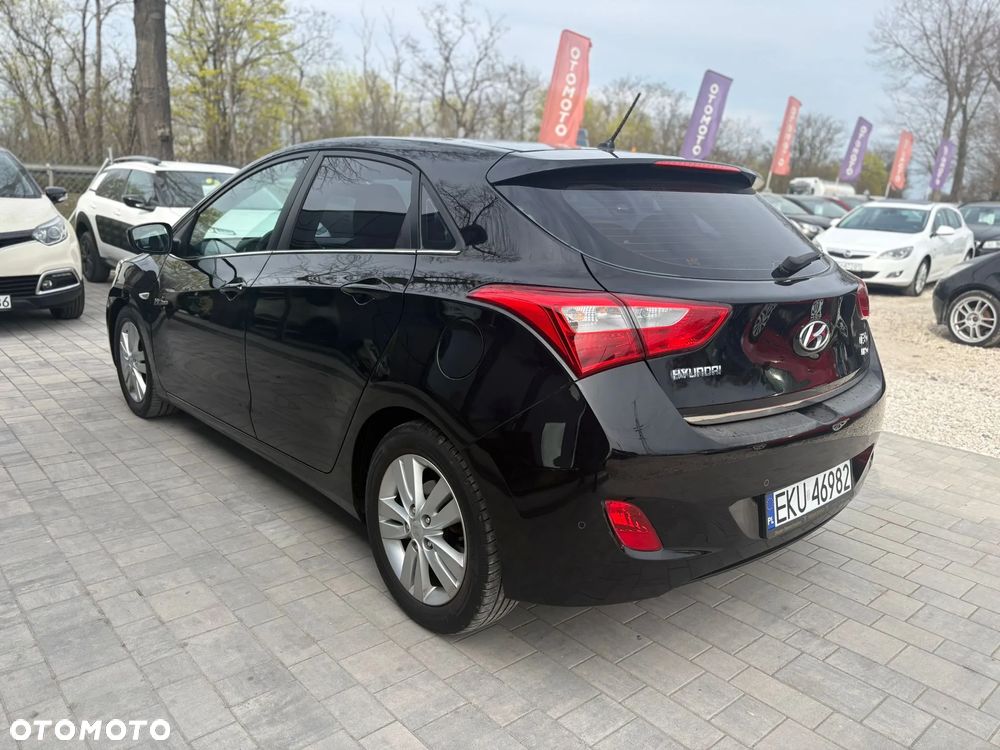 Hyundai i30 1.6 GDI Classic - 3