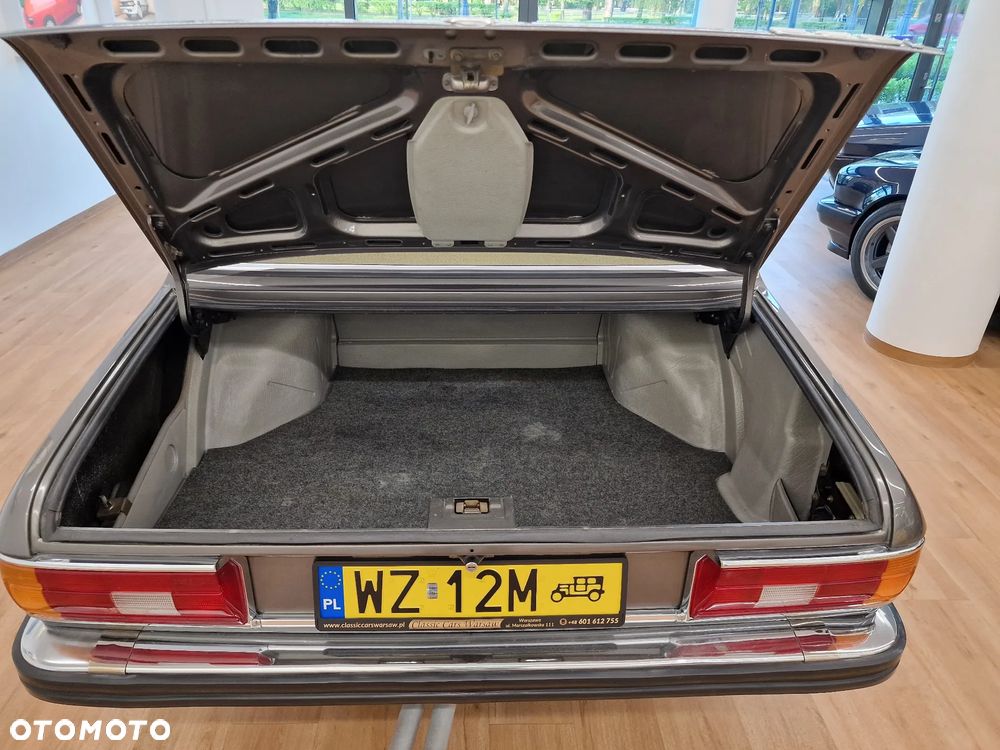 BMW Seria 5 - 32