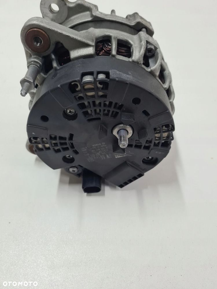 VW T6 2.0 TDI alternator 180A 04L903023T - 3