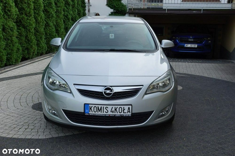 Opel Astra - 9