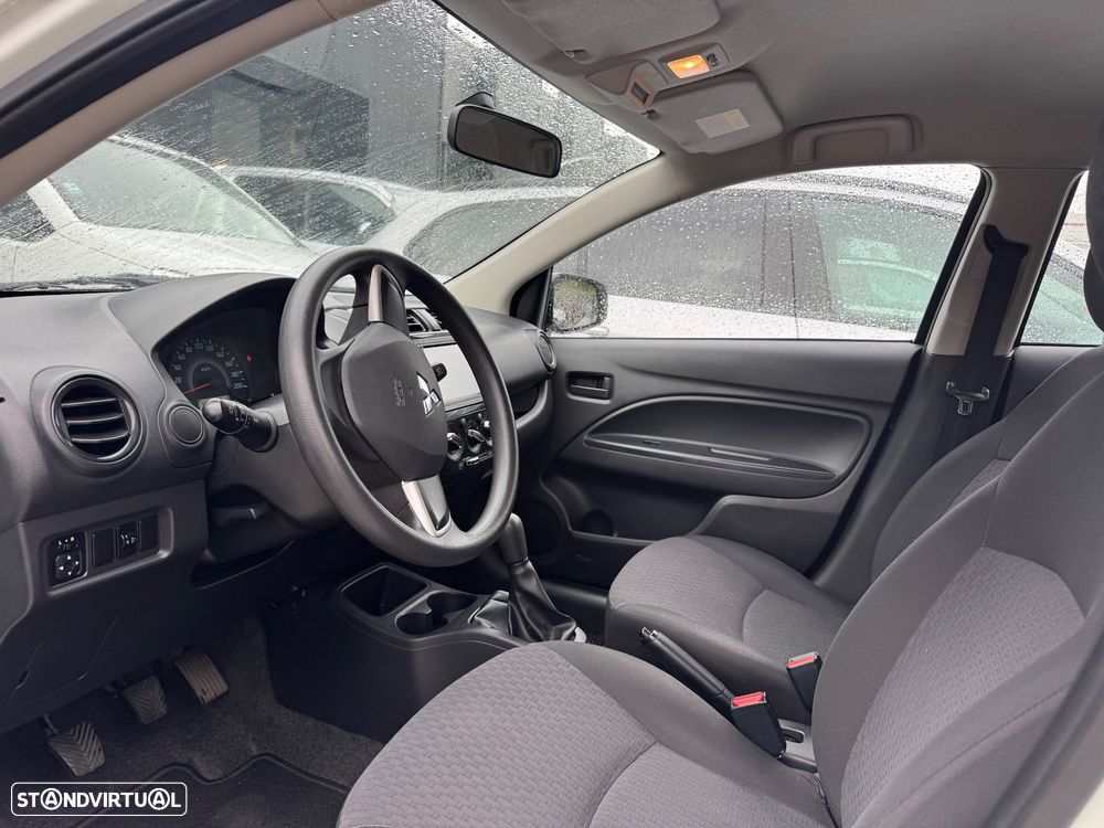 Mitsubishi Space Star 1.0 - 12