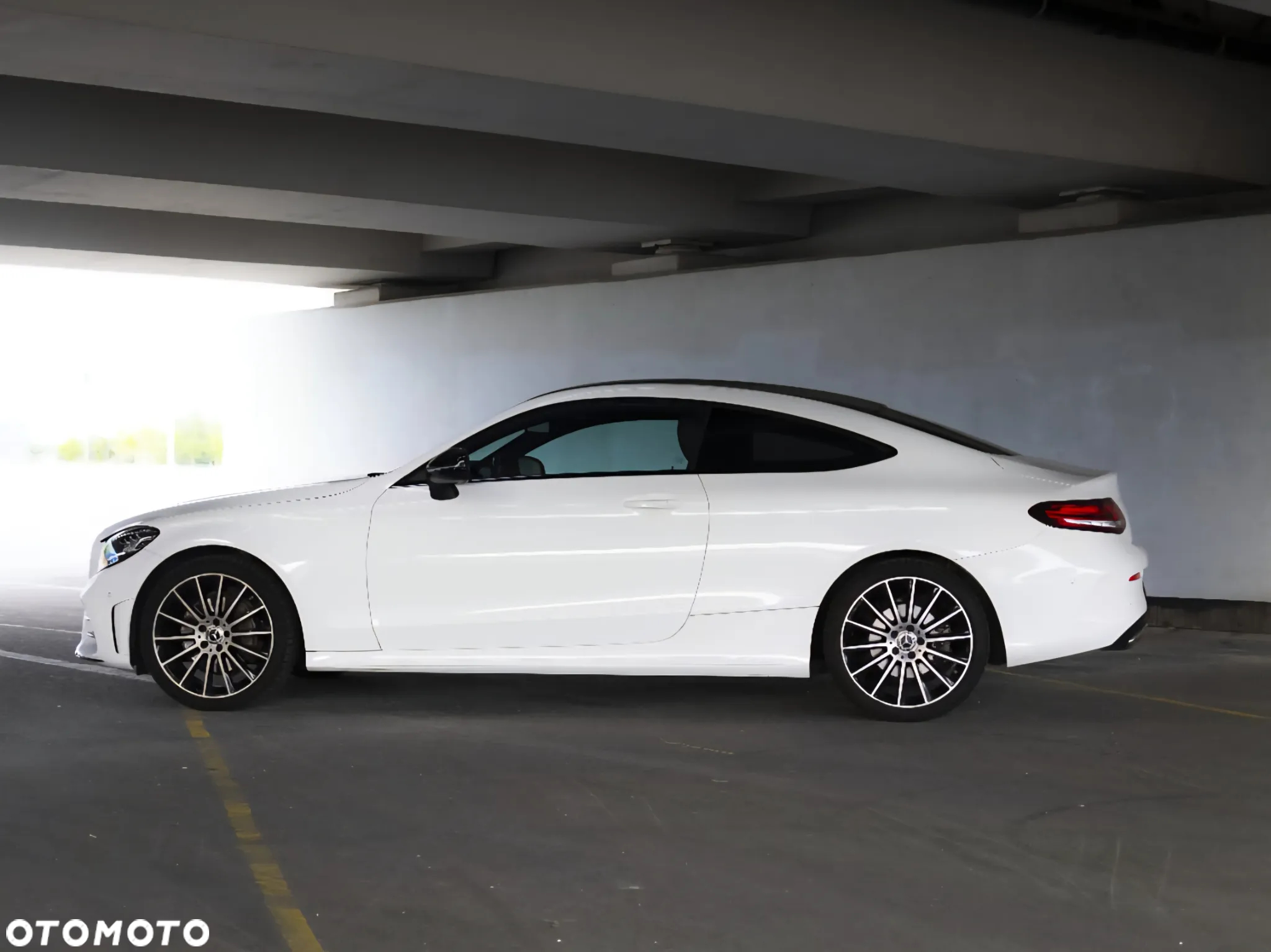 Mercedes-Benz Klasa C 200 9G-TRONIC - 2