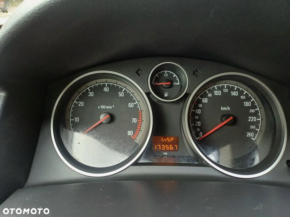 Opel Astra 1.6 - 4