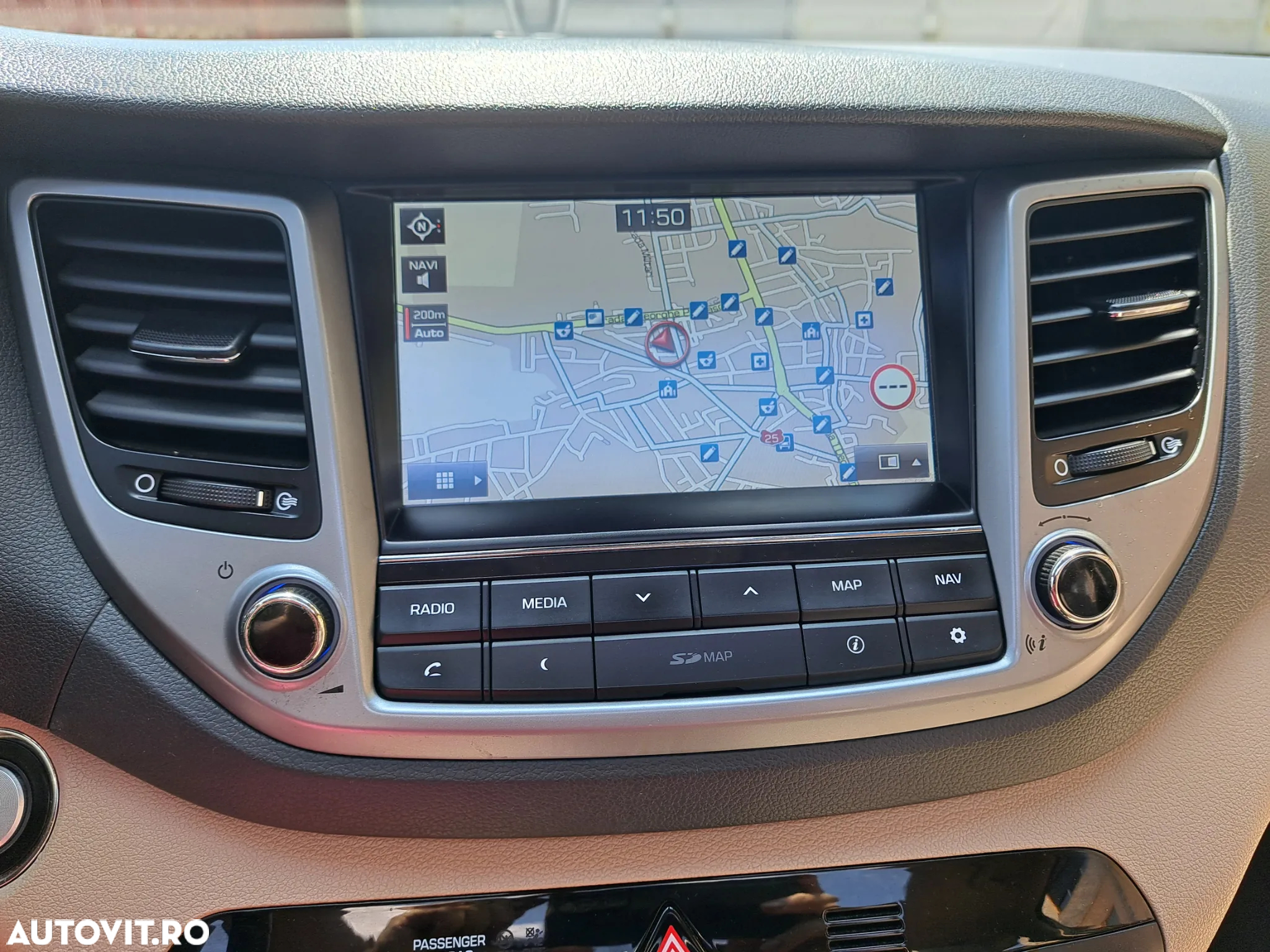 Hyundai Tucson 2.0 CRDI 4WD 6AT Luxury+ - 19