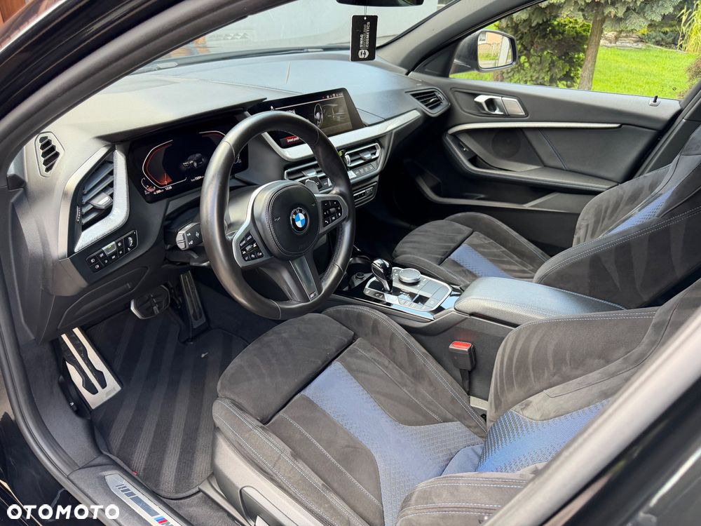 BMW Seria 1 120d xDrive Edition M Sport Shadow - 22