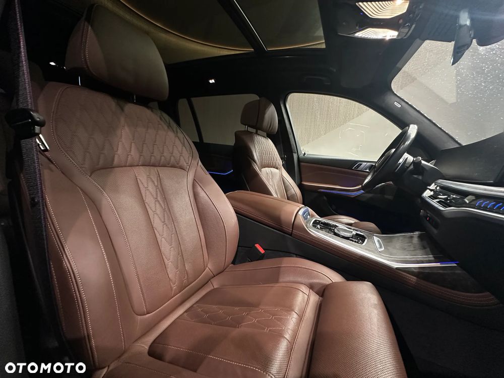 BMW X7 - 14