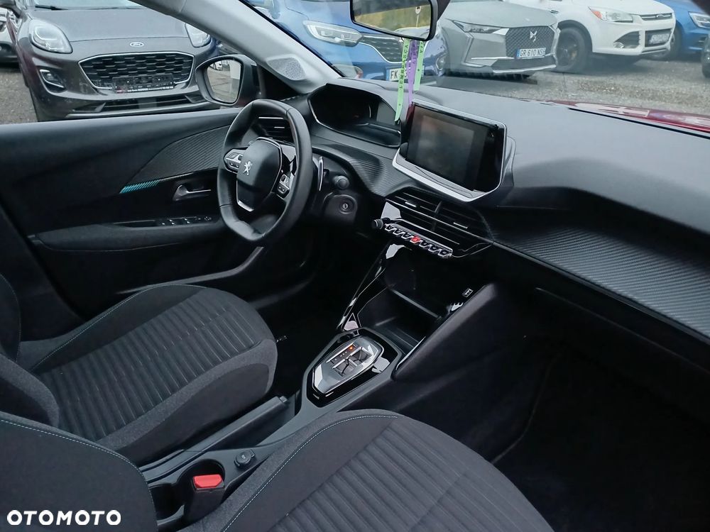 Peugeot 208 1.2 PureTech Allure S&S EAT8 - 11