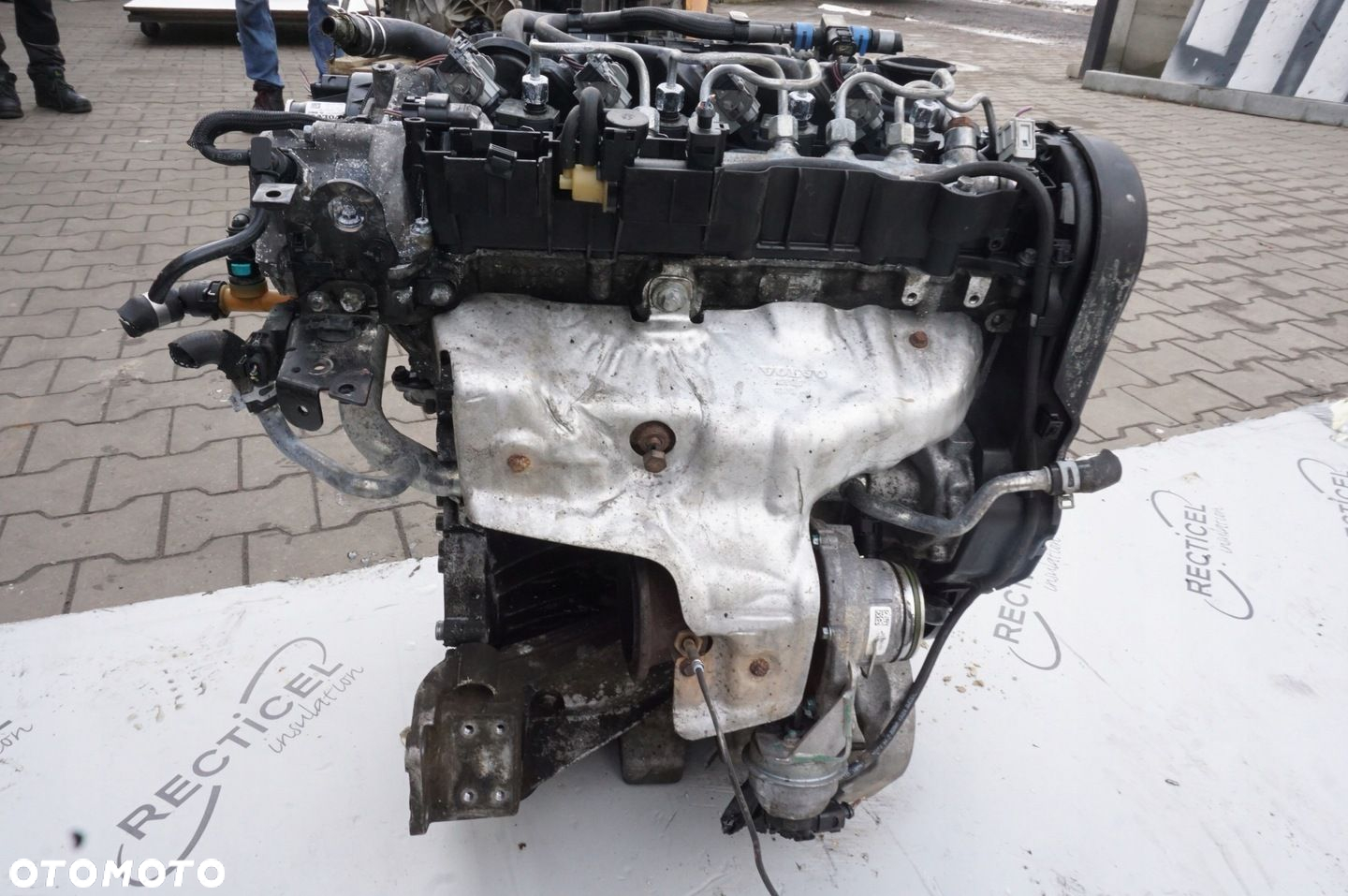 SILNIK VOLVO 2.0 D3 D4204T9 KOMPLETNY 82 TYŚ KM - 5
