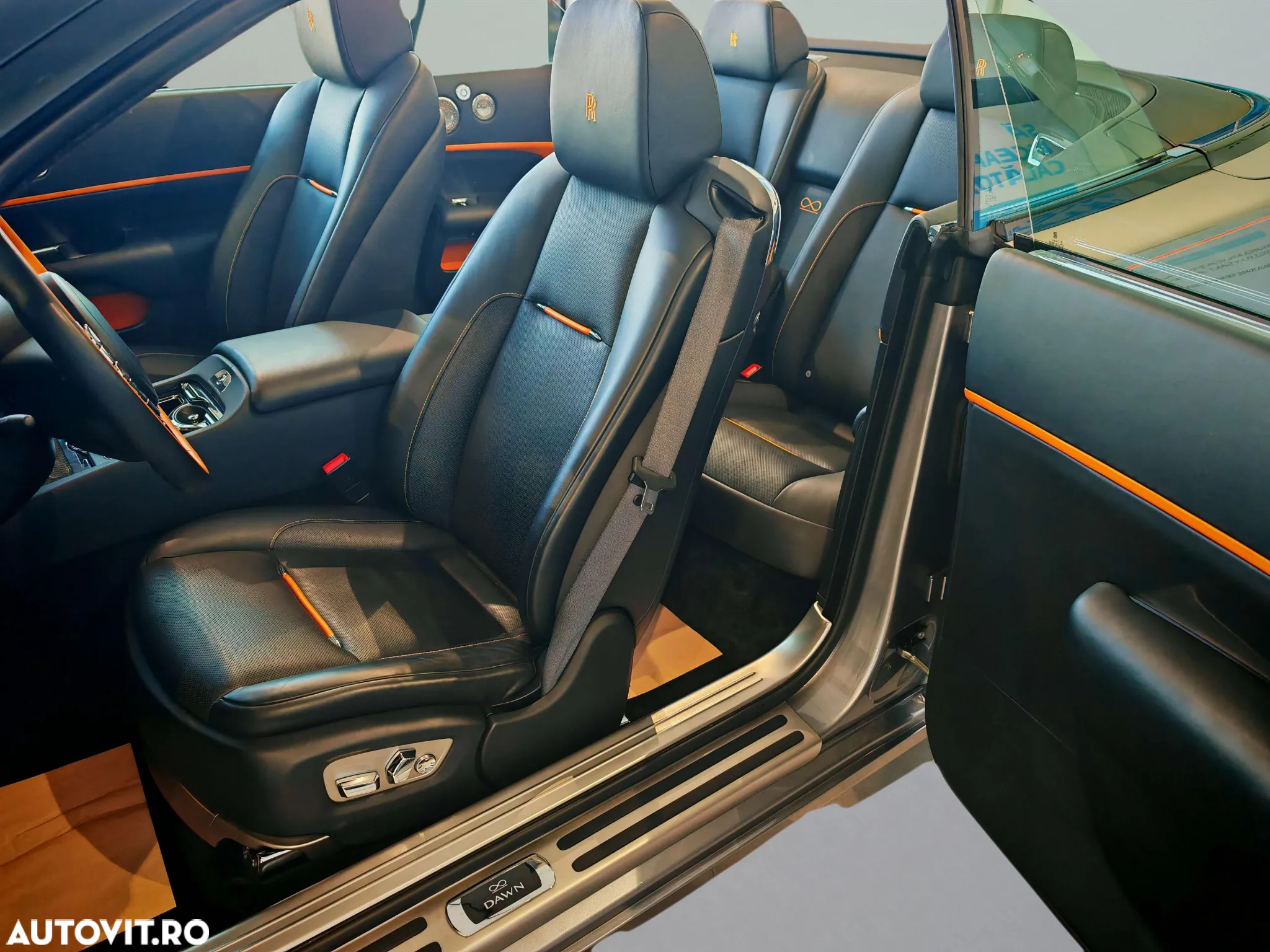 Rolls-Royce Dawn - 16