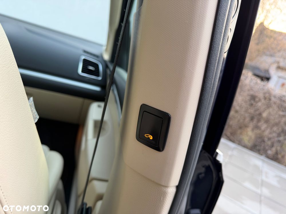 Volkswagen Sharan 2.0 TDI Highline DSG - 20