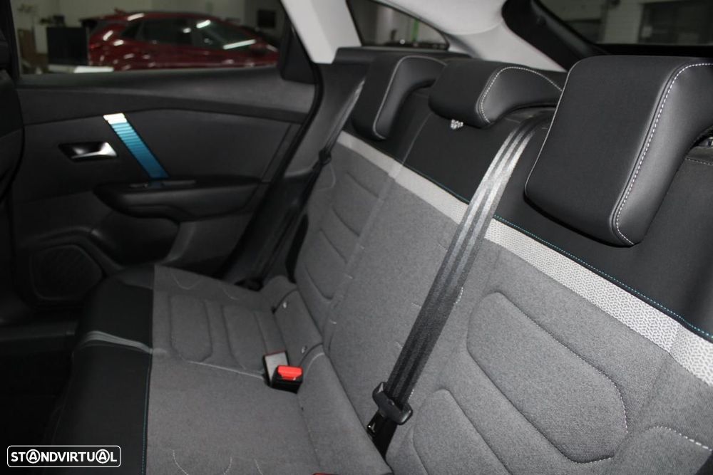 Citroën e-C4 - 12