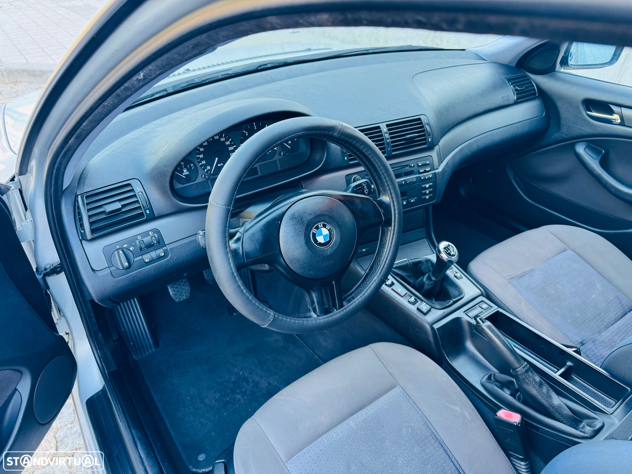 BMW 318 i Touring - 5
