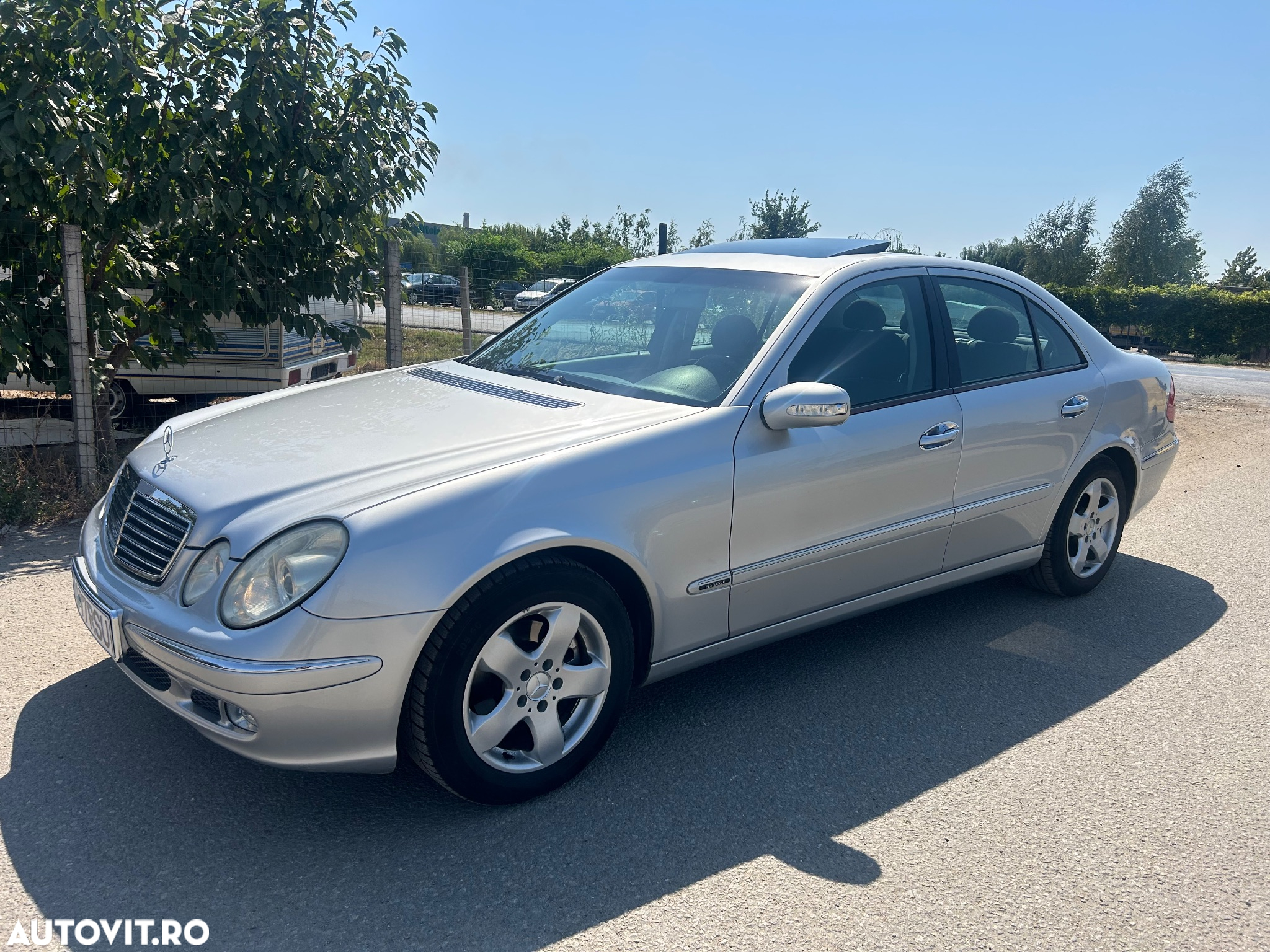Mercedes-Benz E - 6