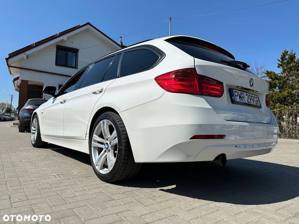 BMW Seria 3 - 35