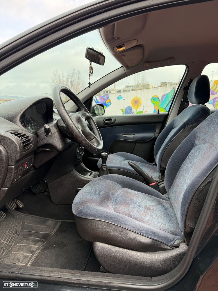 Peugeot 206 1.4 XT - 8