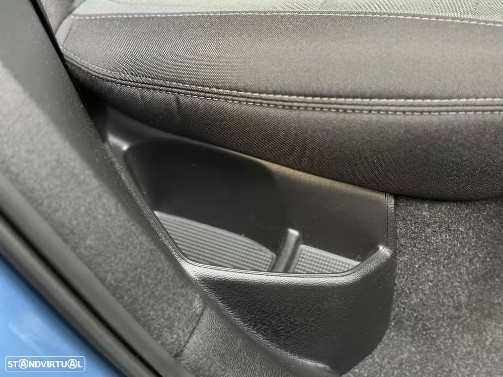 Volvo XC 40 1.5 T4 PHEV R-Design - 44