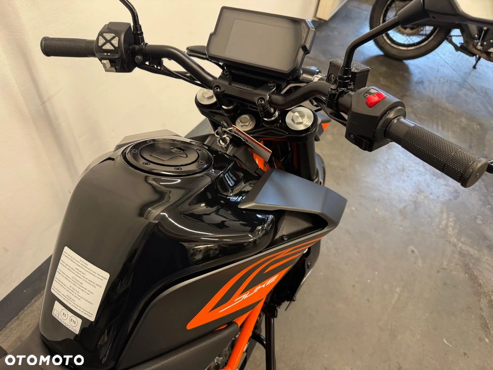 KTM Duke 125 - 27