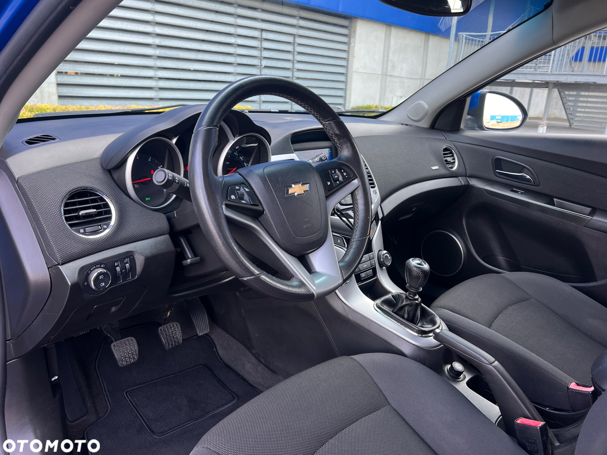 Chevrolet Cruze 1.6 LS+ - 11