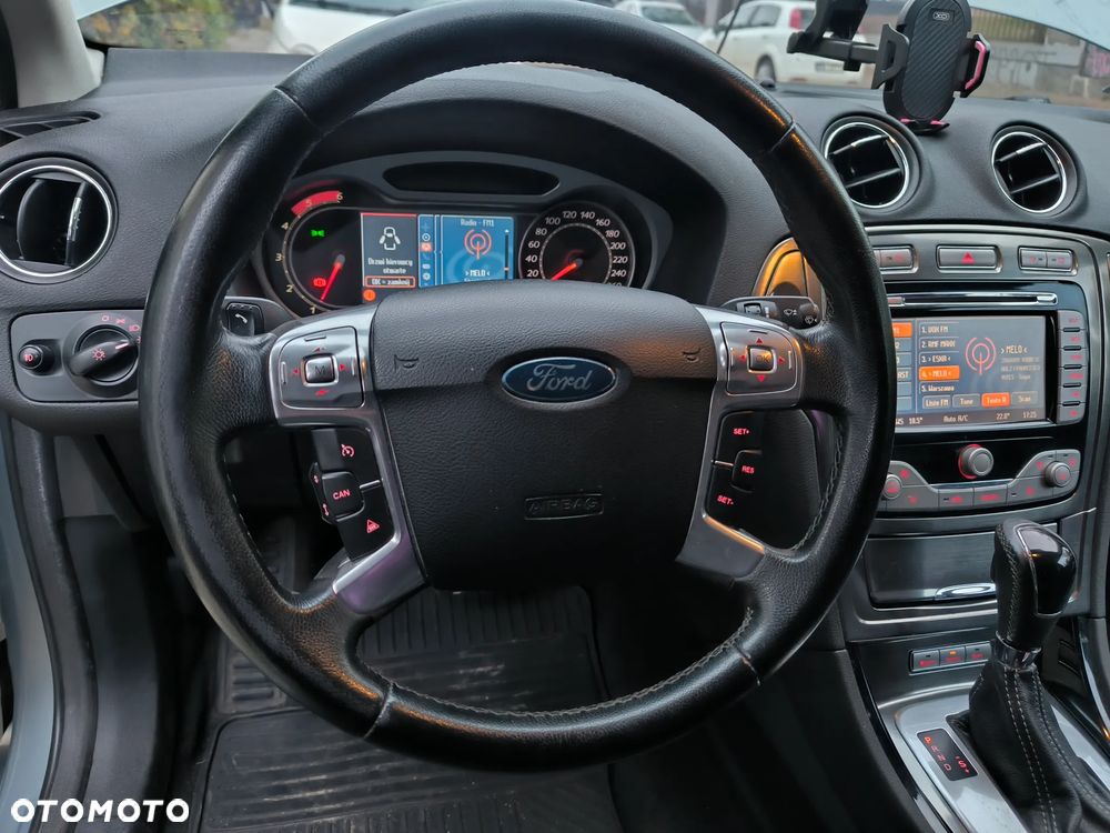 Ford Mondeo 2.0 TDCI Champions Edition - 14