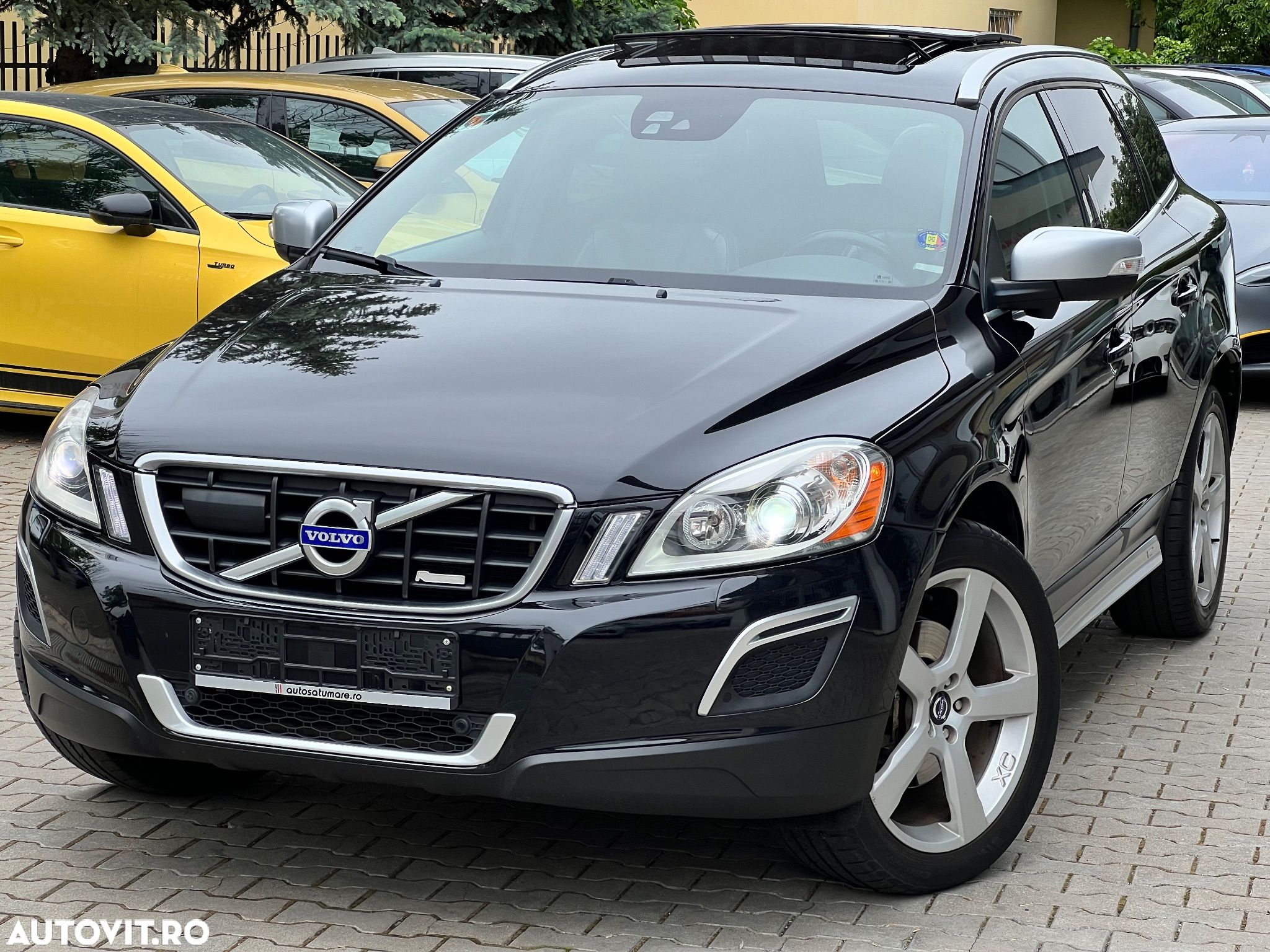 Volvo XC 60 D5 AWD Aut. RDesign - 1