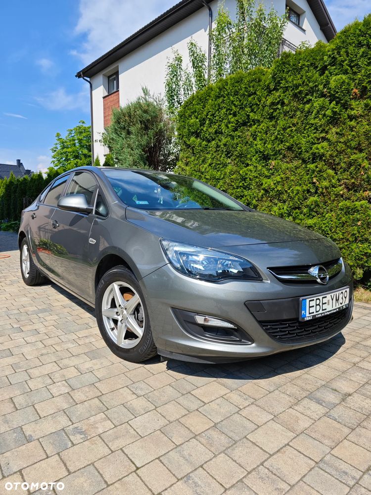 Opel Astra 1.6 - 2